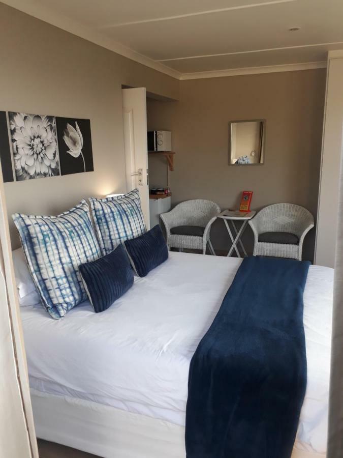 Westbrook Place Ngoại thất bức ảnh